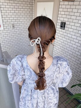 フェリーチェ(Felice) 編みおろし タイトヘア ロングヘアアレンジ お呼ばれヘア