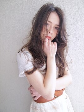 ノアフライ(NOAH FLY) ♪センターバング柔らかウエーブロング♪【国分寺駅】