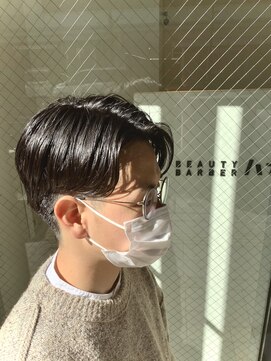 ビューティーバーバー ハナコ センターパート