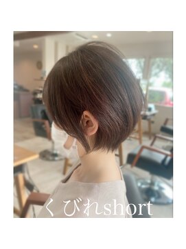 ヘアブロス(hair BROS) くびれショート