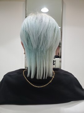 メルマードバーベル(Mermard Bavel) マッシュウルフ