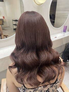 ラビス クローバー(Lovis clover) 魅力倍増カール/セミディ/シアーカラー/ショートヘア/姫カット