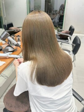 ガリカ 大名(Gallica) 赤みがない髪色/ブリーチしないオリーブベージュカラー