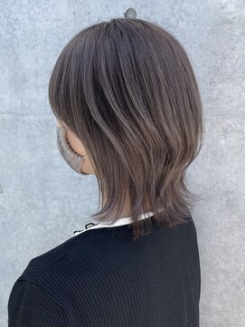 アイリス(AIRIS) ミディアムウルフ