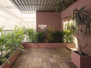 キャラハーフ 池袋東口店(KYARA HALF)の写真/髪悩みに合わせたオーダーメイドケア【オージュア】で理想の仕上がりに♪髪の内部補修で潤いと艶が長持ち◎