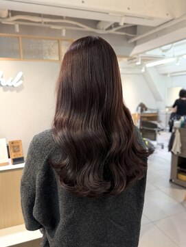 ハイル(Heil) コーラルピンク/春カラー/ブリーチなし/重めロング