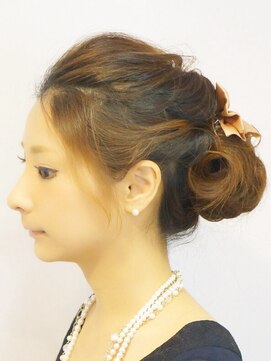 エアリーアート(airly hair art) [airly]うねり&まとめ髮