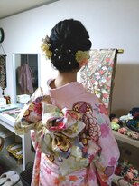 きものサロン すずめ屋&nbsp;ゆるふわシニヨン（すずめ屋のレンタル高級振袖F-15）