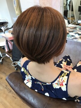 ハグエヴェック(HUG AVEC) すっきりショート