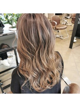 ルイス 喜連瓜破(Luis) ミルクティーベージュ