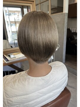 ルグラン(Le.grand) ハイトーンカラー　ショートボブ