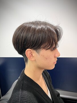 リバティシェアバーバー 銀座(LIBERTY SHARE BARBER) ナチュラルセンターパート