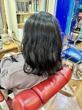 イノセンツ(Innocent'S) 波巻きコテスタイル