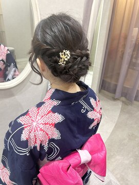 カラークチュール(Color Couture) デザインカラー/レイヤーカット/オリーブベージュ/ウエットヘア