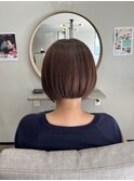 スッキリボブ×馴染むグレイカラー