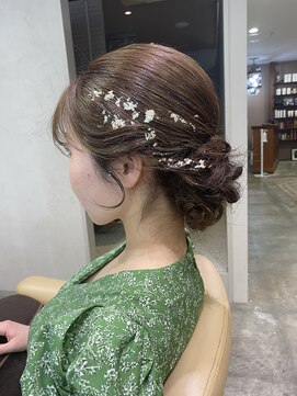 ウプヘアサロン 金箔ヘアセット@岡田華子