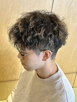 ニアウ 伊勢崎連取店(Niau) 波巻きスパイラルパーマツイストスパイラルパーマシャドウパーマ