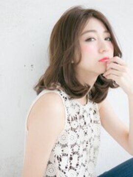 リリアン 青山(relian) 圧倒的な艶髪に