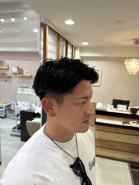 ウタシロイロ(uta shiroiro) フェザーショート