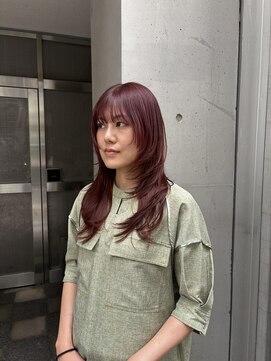 アイナ(AINA) ワインレッドレイヤースタイル