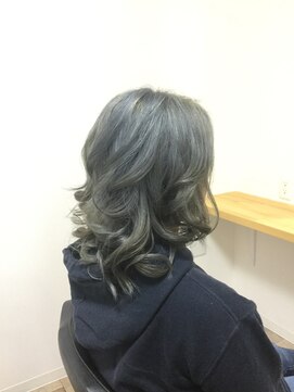 シャポン グレージュ