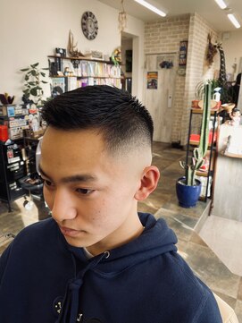 ヘリテイジ(HERITAGE) フェードカット