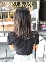 トルネード(TORNADO)&nbsp;外国人風ハイライト　グレージュ　切りっぱなしロブ☆MIYUKI