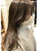 ペネロープ(Penelope)&nbsp;［新宿］韓国風/フレアバング/グレージュ