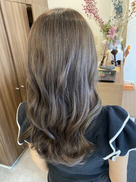 ハートライン(hair bridal Heart Line) ベージュ系カラー