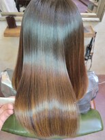 リリアン(Ririan)&nbsp;【橋本】カット+自社製品髪質改善トリートメント