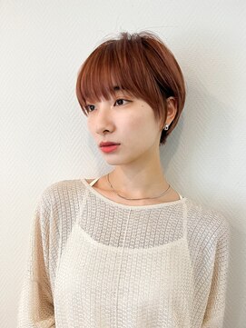 メモリーズ 銀座(Memories) ピンクショート/耳掛けショート/マッシュショート