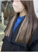ホワイトベージュインナーカラー