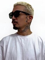 サンディーズバーバーショップ(Sandees)&nbsp;金髪ボウズレイヤー刈り上げないショート