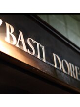 バスティードーレス(BASTI DORES) 担当指名 なし