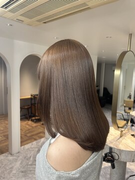 ロエ(LOE) ブリーチなしでも透明感！