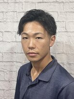 グレイスフルバーバー 赤坂見附店&nbsp;パーマ感を残したツーブロアップバングスタイル