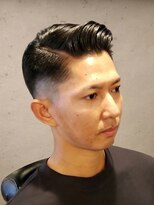 ワンワンオー バーバーショップ 長浜店(@110 BARBER SHOP) スキンフェード×サイドパート