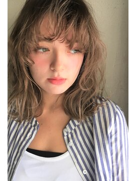 リマ(RIMA) 【RIMA】 外国人風☆ハネ感とニュアンスミディアム