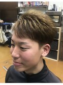 〈髪師稲垣〉メッシュツーブロックスタイル