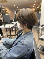 ヴィフ 大船(VIF)&nbsp;ショートヘア(似合わせカット)×グレージュ×イルミナカラー