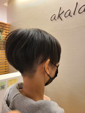 アカラ ヘアー akala hair ショート