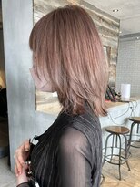 アイティー バイ アルバム 浦和店(IT by ALBUM)&nbsp;ペールベージュレイヤー_外ハネボブセクションカラー_ba382232