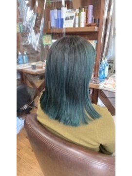 ビューティーショップ ニコ(Beauty shop nicco) 涼しげ　ブルー系カラー　メッシュスタイル