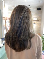 ソルドット バイ オハナ(sol.by ohana)&nbsp;３０代４０代５０代デザインハイライトカラースタイル　レイヤー