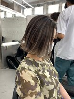 イキ 表参道(iki omotesando)&nbsp;モード/無造作ウェーブ/大人ガーリー[表参道駅]