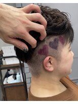 イキプラスディードットログ 大和八木駅前店(ikii+D.Log) 個性派カラー ベリーショート