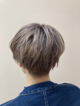 シャンプーボーイ ミルクティーカラー