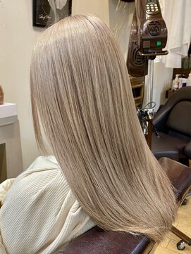 ロナバイソル(lona by SoL) 美髪ストレートカット/ベージュ