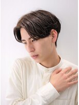 ノイセル 心斎橋(Noisyle)&nbsp;刈り上げ前下がりセンターパート