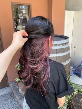 ココカラヘアー ニコ(cococara hair nico) インナーカラー/イヤリング/ピンク